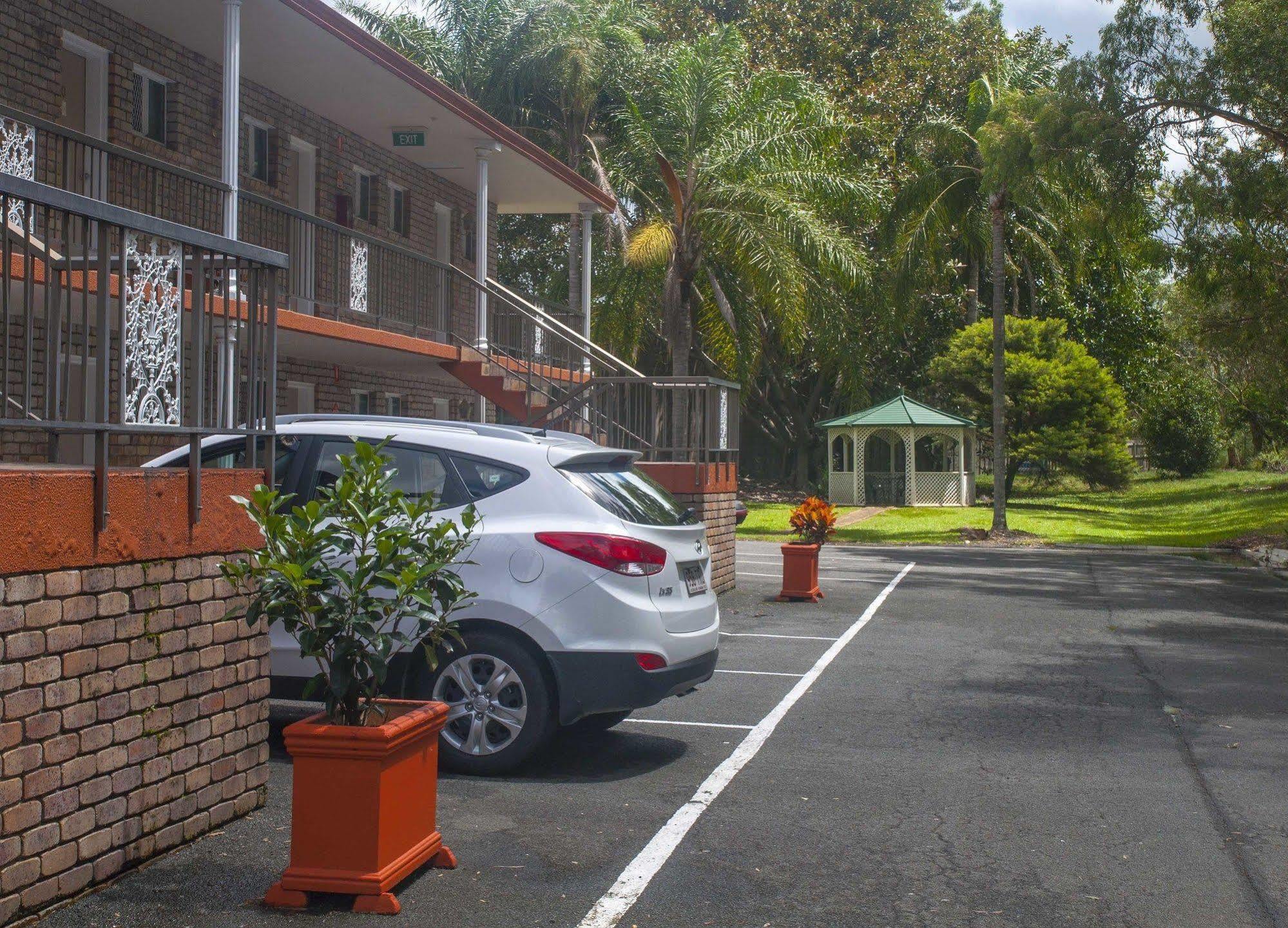 Coomera Motor Inn Guldkusten Exteriör bild